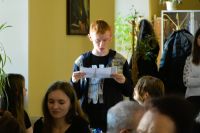 Uczestnicy spotkania z okazji Światowego Dnia Poezji podczas występów.