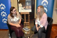 Uczestnicy spotkania autorskiego z Marią Paszyńską.