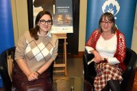 Uczestnicy spotkania autorskiego z Marią Paszyńską.