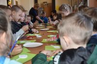 Uczestnicy warsztatów literacko- plastycznych