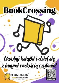 Na zdjęciach są książki zostawione na ławce, na kawiarnianym stoliku oraz na półce bookcrossingowej.
