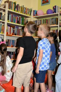 Przedszkolaki w bibliotece