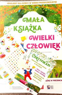 Upominki, książki oraz plakat z akcji Mała Książka- wielki człowiek