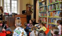 Przedszkolaki w bibliotece