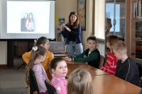Dzieci, które brały udział w warsztatach detektywistycznych